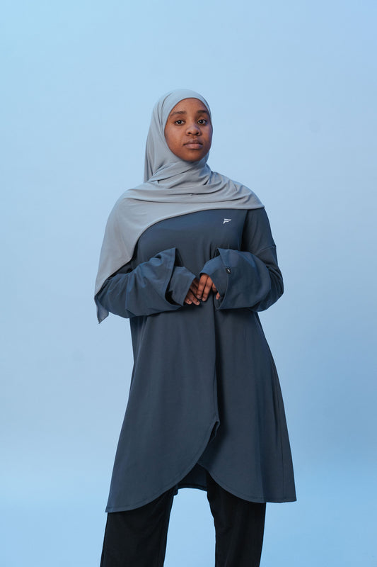 THE GYMNAST - OVERSIZED SPORTS TOP & DOUBLE SLEEVES