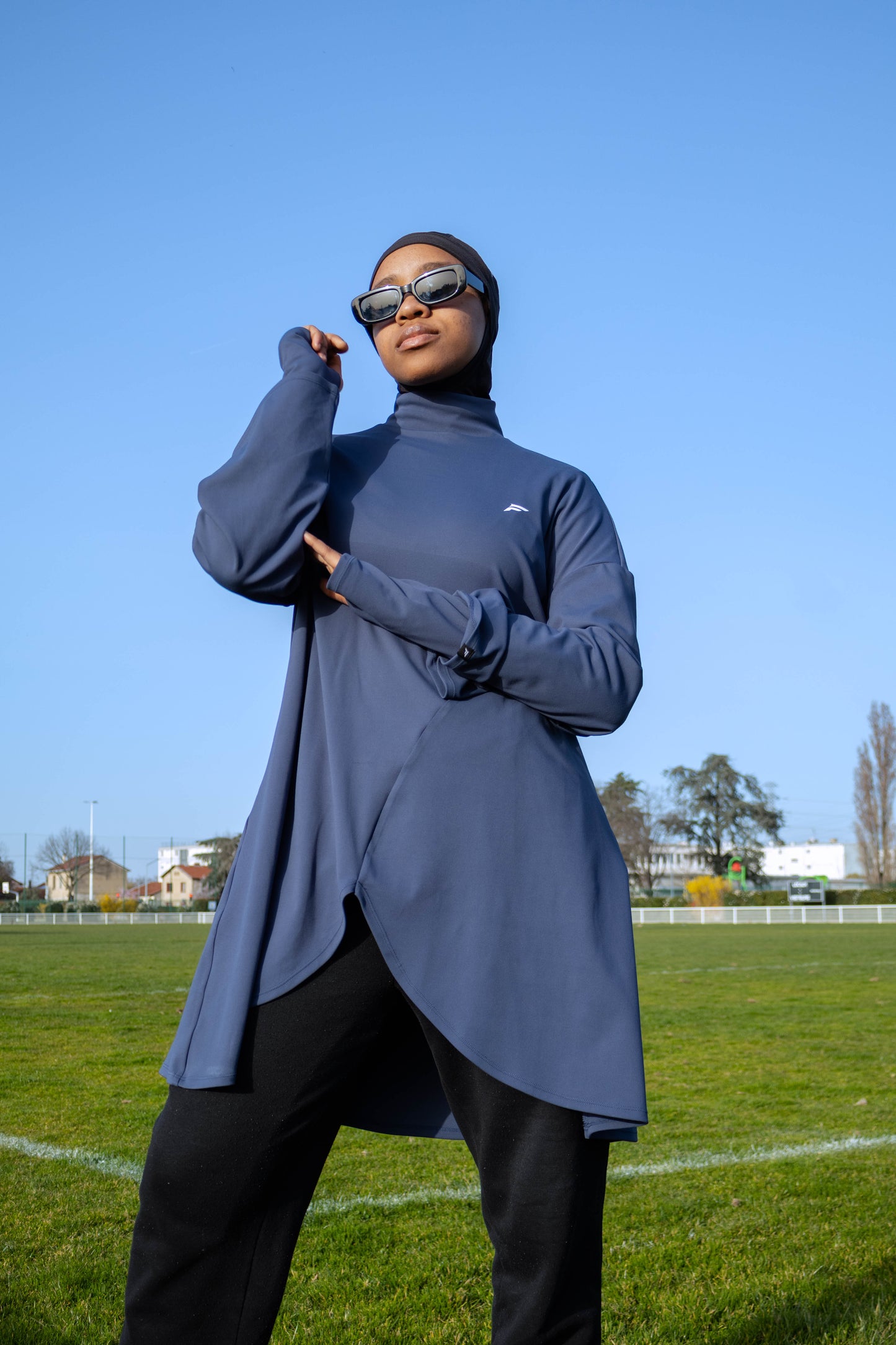 THE GYMNAST - OVERSIZED SPORTS TOP & DOUBLE SLEEVES